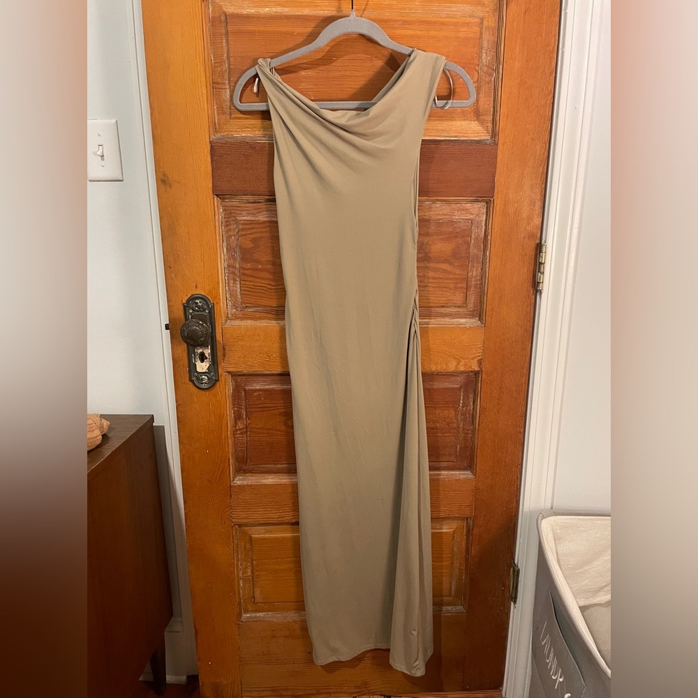 Pull&Bear Maxi Dress View 3